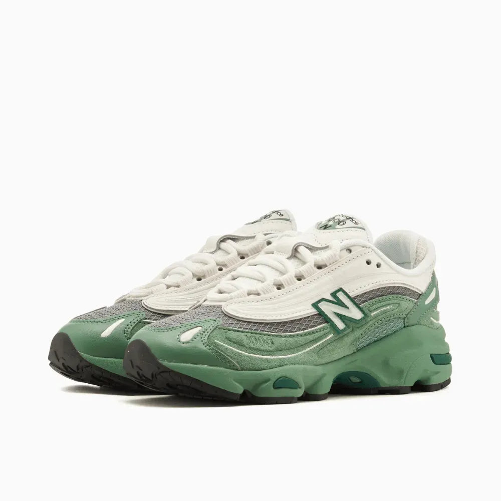 NEW BALANCE 1000 - GREEN SEA SALT