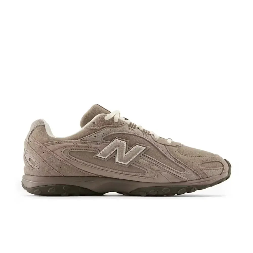 NEW BALANCE 204L - MUSHROOM ARID STONE