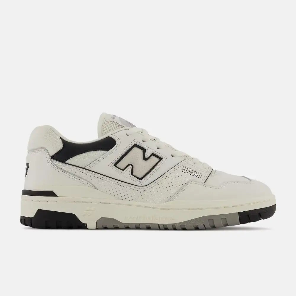 New Balance 550 -  Sea Salt Black