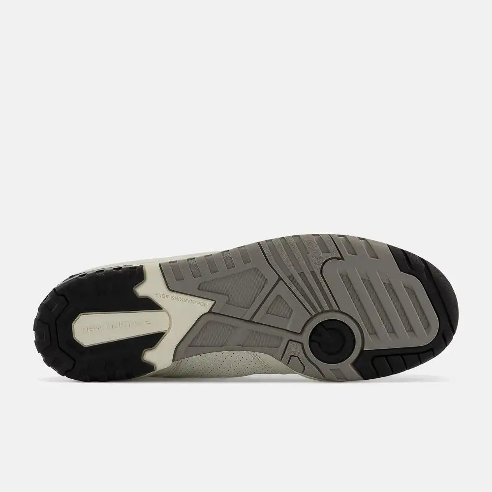 New Balance 550 -  Sea Salt Black