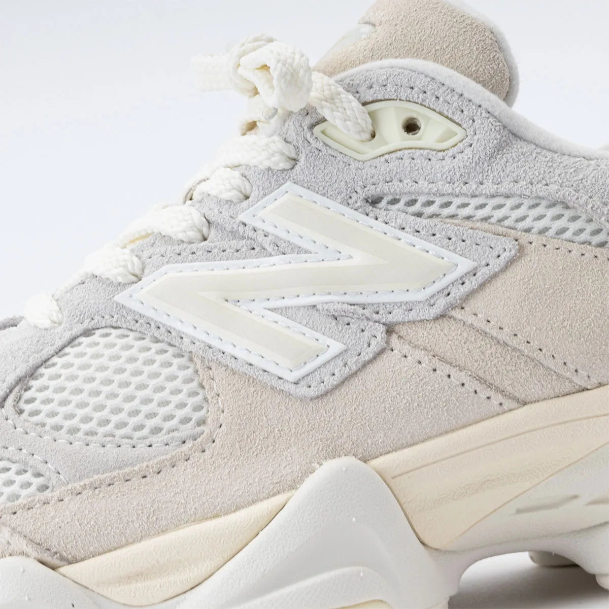 NEW BALANCE 9060 - COPS SOFT “ANGORA” SHADES