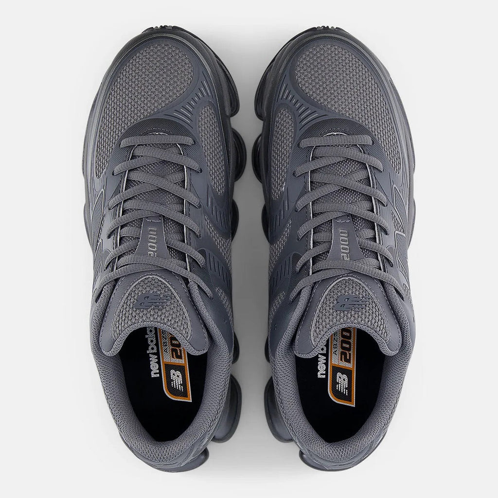 New Balance 2000 Abzorb - All Black