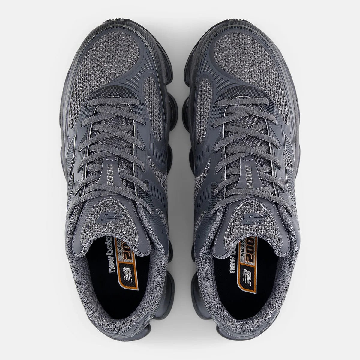 New Balance 2000 Abzorb - All Black
