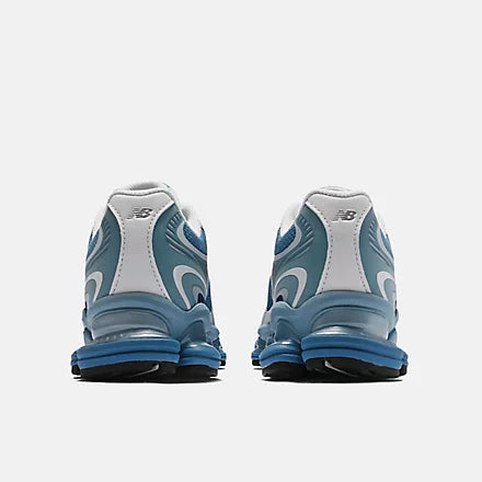 NEW BALANCE 2000 - STILL WATER WITH BLUE AGATE