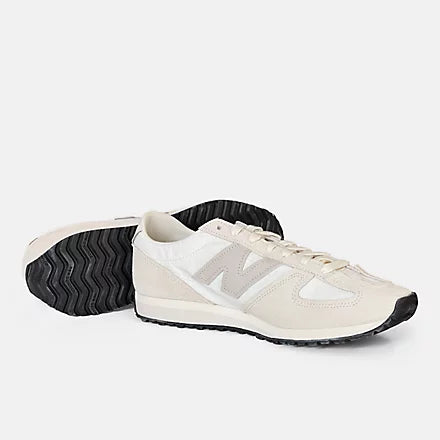 NEW BALANCE 471 - ANGORA WITH SEA SALT AND TIMBERWOLF