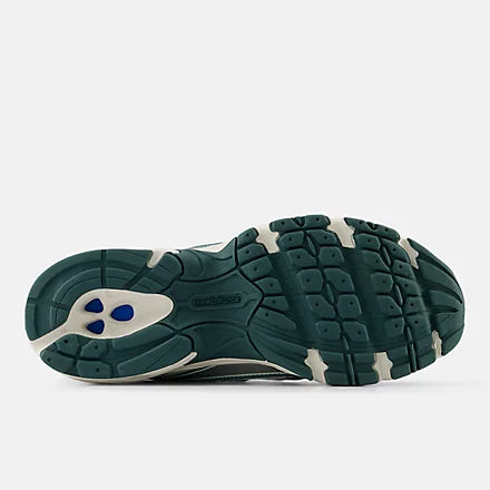 NEW BALANCE 740 - WHITE MARSH GREEN SEA SALT
