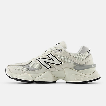 NEW BALANCE 9060 - SEA SALT WITH RAINCLOUD AND BLACK