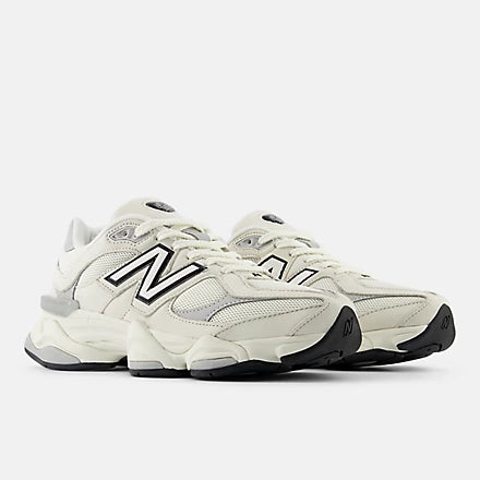 NEW BALANCE 9060 - SEA SALT WITH RAINCLOUD AND BLACK